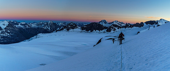 Descending back to the Lyell Hut for the second time this day.
