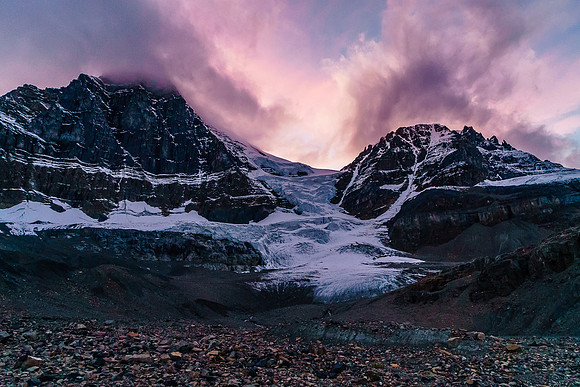 The sun sets on Woolley and Diadem as we arrive back at our bivy.