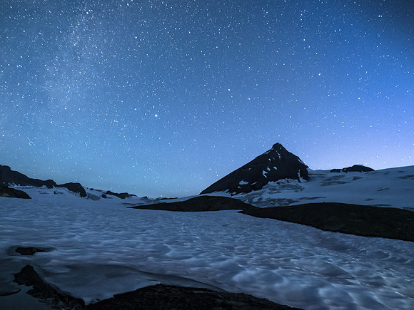 The tail end of the Milky Way just shows up at left with our mountain sitting pretty in very early morning light