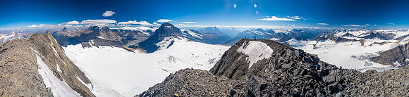 The summit ridge of Mount King Edward.