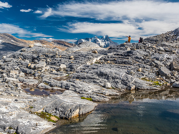 Ben describes the route up to the main Columbia Icefield from this side of the valley.