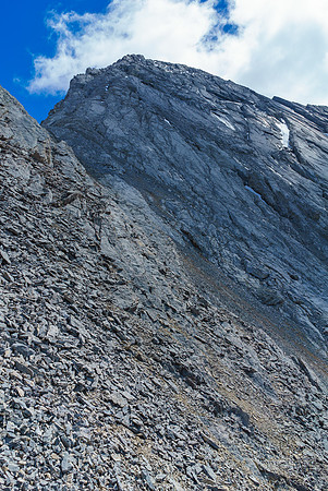 Looking back at the lower part of the ridge as we get close to the end of it.
