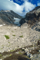 Looking up at the lower glacier from near our bivy. It looks easy from this angle. Note the seracs hanging over the RHS? Stick left.