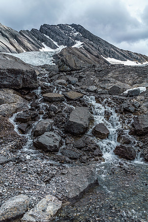 Another look back at Sir Douglas as we traverse moraines towards the scree ramp.