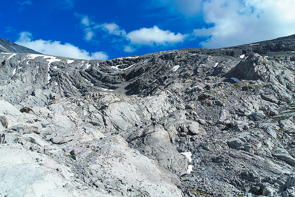 Tackling the spur. Easiest route is slightly right and then left near the top.