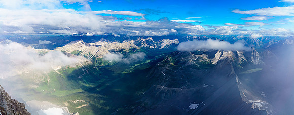 Great views down the Spray River Valley.