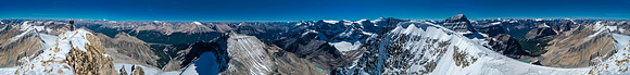 Now that is a summit panorama!!