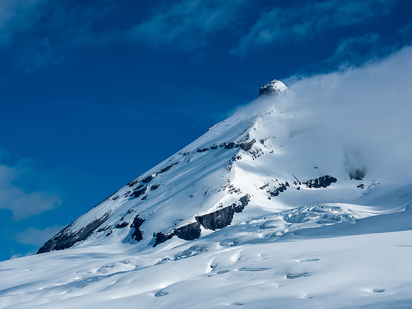 Our elusive prize! Mount King Edward looks spectacular from GR660745's summit.