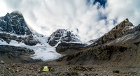 My little nest of isolation and relaxation in the midst of snow, ice and rock. I should do more of this...