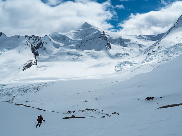 Resplendent's summit is visible above Mike in the distance. It's a lot further and higher than it appears here!