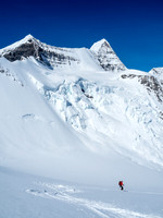 Mike skis down under the Mousetrap and Mount Robson.