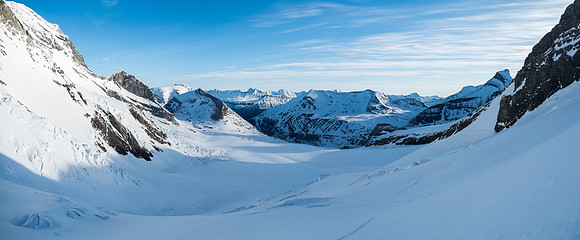 Gorgeous views back down the Robson Glacier and our approach.