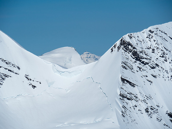 Mount Phillips (named after "Donald 'Curly' Phillips") shows up through the Robson / Helmet col.