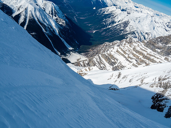 This is what you see when you look down the ascent route - over 2,000 meters straight down the west face!