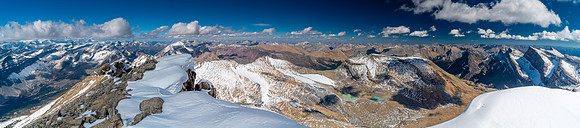 View north (L), east (C) and south (R) to Willis, Night Rider and Slump.