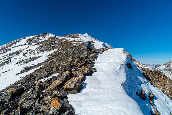 Note the large rubbly foreground. This is what most of the ridge is like, despite looking like pleasant scree from a distance.
