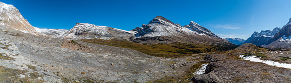 Looking back at Mount Stewart on the right, and ahead at Cline Pass on the left.