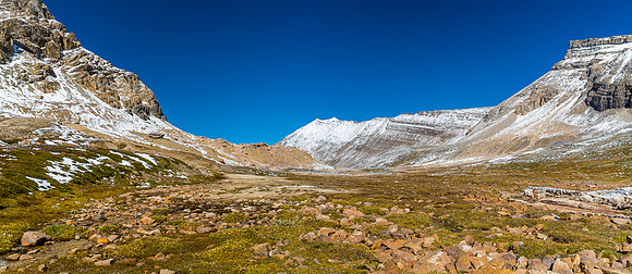 Willis is more obvious now, as we start cresting Cline Pass.