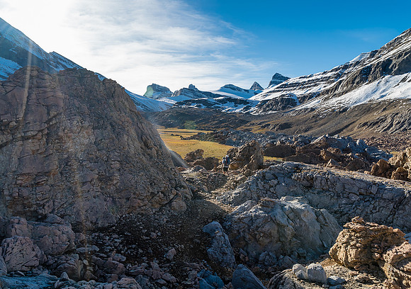 Hiking towards a still-distant Cataract Pass directly into the morning sun.