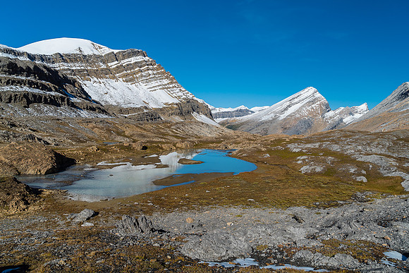 Nearing the end of valley and start of the Brazeau River.