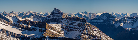 White Goat Peaks (L), Minster, Cline, Stewart (C), Murchison, Cirrus, Chepren and White Pyramid (R).
