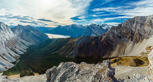 View off the southern end of the summit ridge on Nomad. Daffern mentions that a trip straight up Invincible Creek (to avoid the ridge) is a BAD idea.