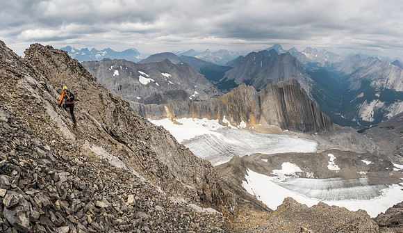 Traversing the NW face towards the slabby gully wasn't too difficult but wasn't entirely trivial either.
