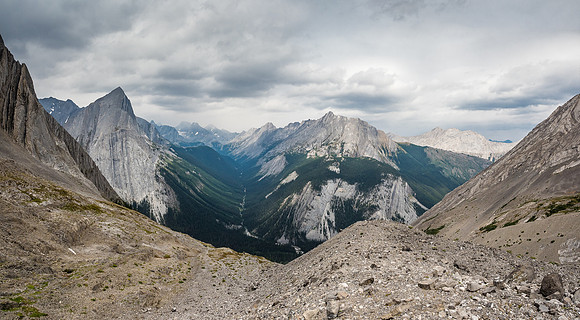 Looking towards the headwall - we'll go left to reach the top of our descent gully.