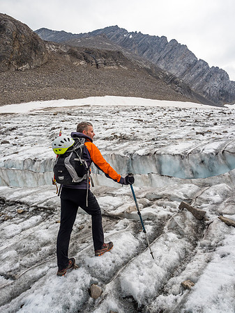 One of the only crevasses we encountered and one of only a few on the entire NW glacier - easily bypassed at left.