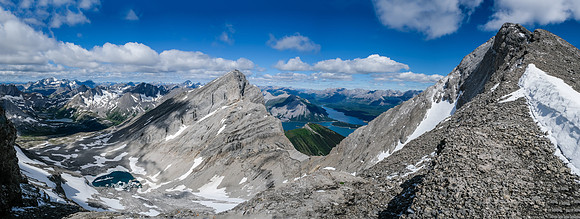 The access bench at left with Sarrail at center and the SW ridge of Foch at right.