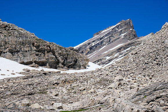 Traversing a narrow alpine valley towards Mount Augusta.