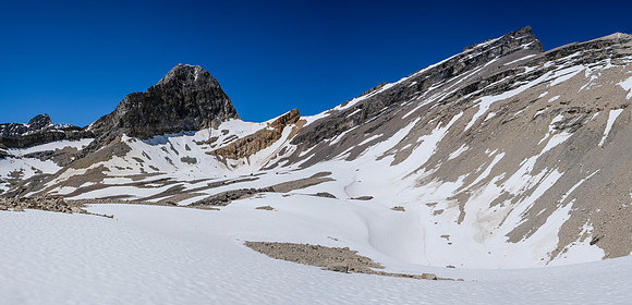 The Recondite access col is under the dark triangular face. Ours is one rock rib to the right.