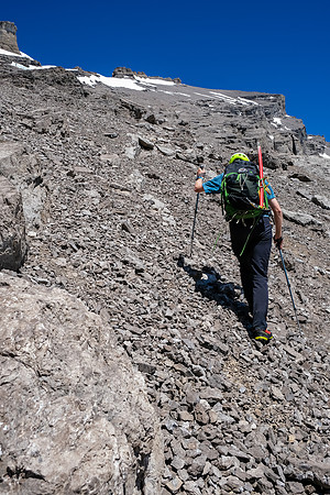 The horrid, horrid scree that we used to ascend to the summit block.