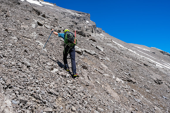 The horrid, horrid scree that we used to ascend to the summit block.