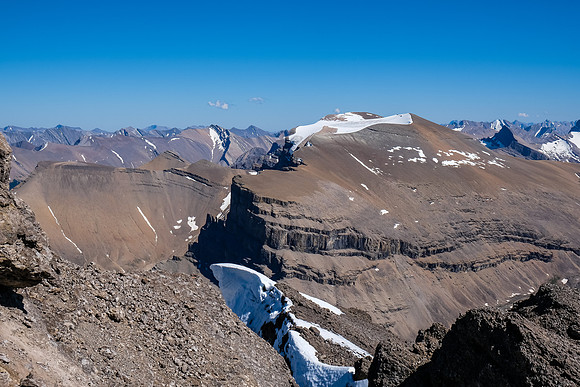 Smokey and McConnell behind Mount Harris.