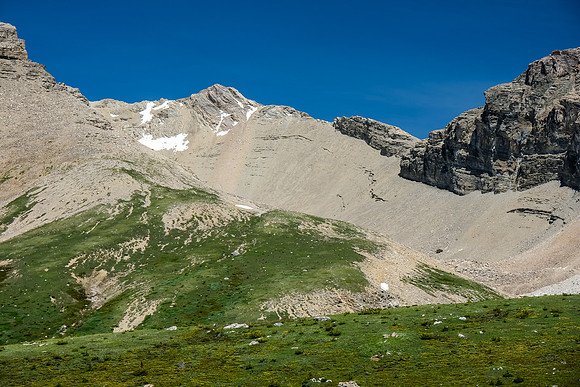 Looking up the bowl between Kentigern and Clearwater to the col leading into Upper Martin Creek.