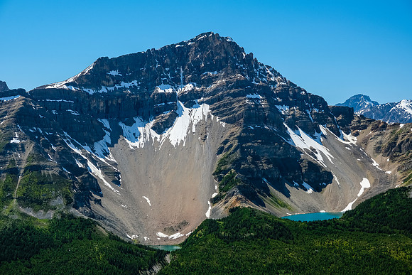 Views back to tarns along the eastern edge of the Siffleur River valley.