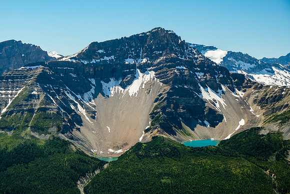 Views back to tarns along the eastern edge of the Siffleur River valley.