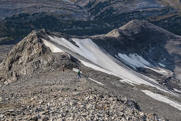 Rod and Jon approach the only slightly scrambly section of the west ridge.