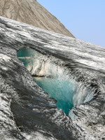 On the glacier now - this is the biggest hole we could find and it was obvious.