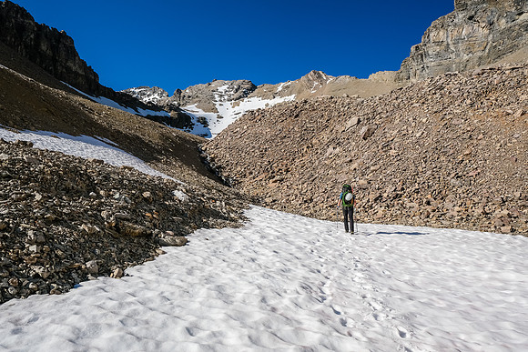 Backpacking into the bowl between Kentigern and Clearwater.