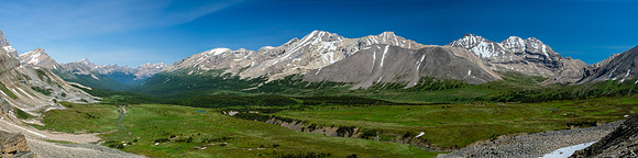 The Siffleur River valley looking to Willingdon and Clearwater Mountain.