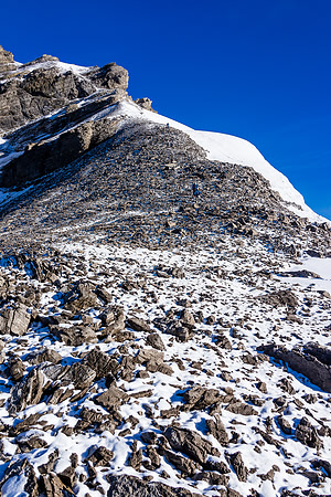 Descending to the Crown / Willingdon col.