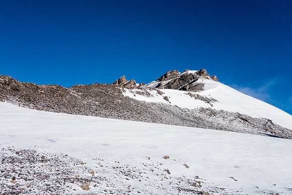 Eric traverses off Willingdon towards to the Crown col.