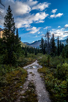 Devon Mountain & Devon Lakes via the Quartzite Col (Click to Load Album)
