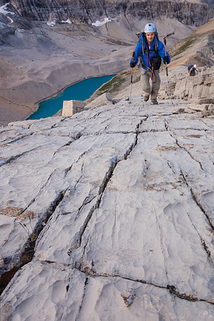 Scrambling the SW ridge.