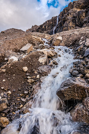 Just one of many small streams we crossed on out way to the bivy site near the end of Recondite Valley