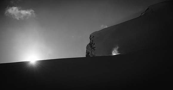 Light playing with the wind and snow.