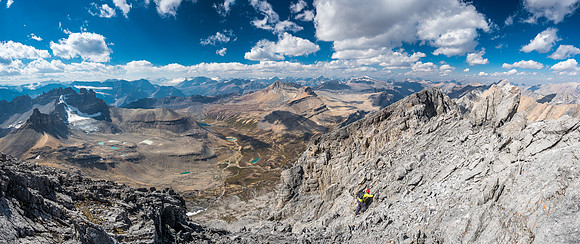 Finally on the summit ridge now, looking back at Wietse clearing the last scrambling hurdles.