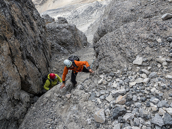 If it wasn't so bloody loose and funneled, the terrain would actually be a fun, difficult scramble.